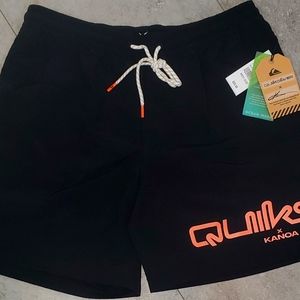 Quicksilver Kanoa Volley Shorts (Size M)